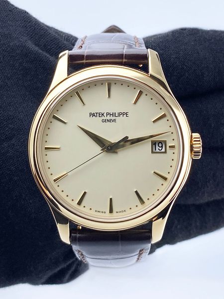 Patek Philippe Calatrava 5227J-001